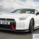 坐Nissan R35 GT-R和看世足赛，哪个更兴奋